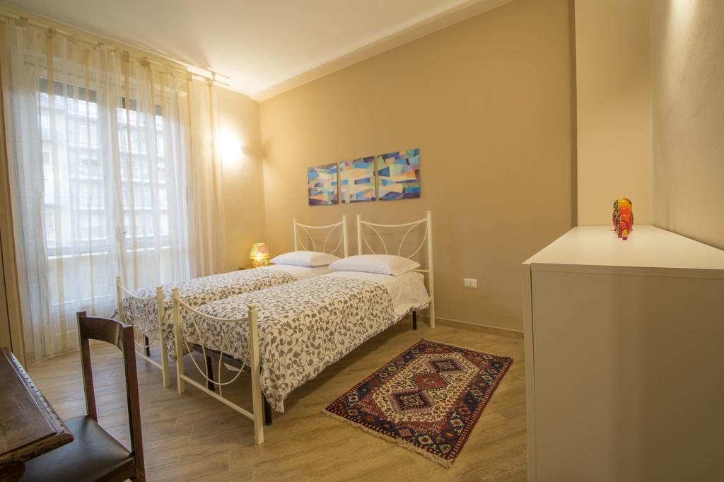Appartement Spezia 33 à Turin Extérieur photo