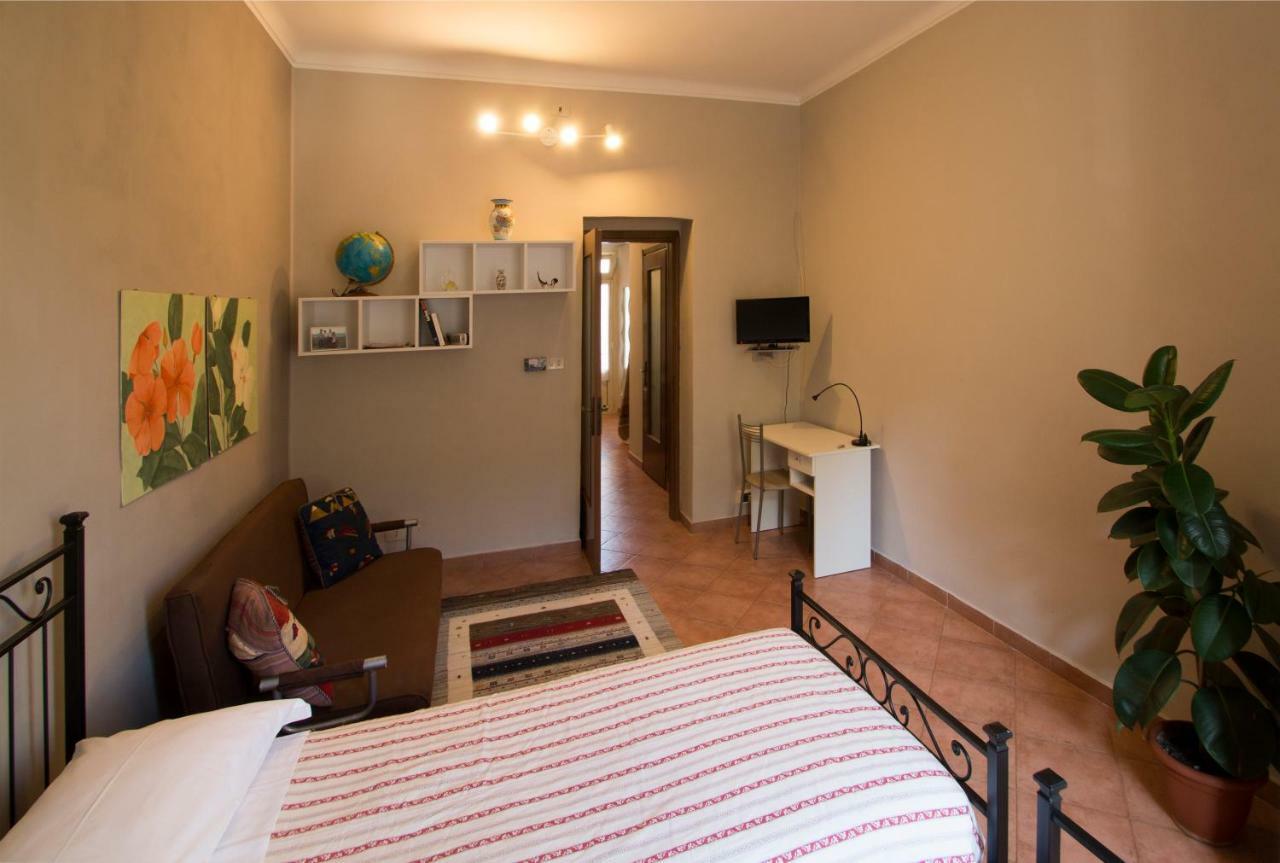 Appartement Spezia 33 à Turin Extérieur photo